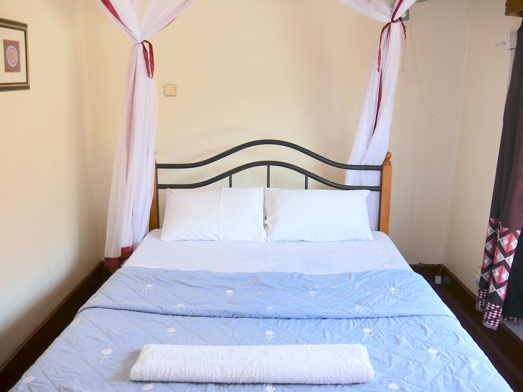 Hotel Acacia City 캄팔라 외부 사진